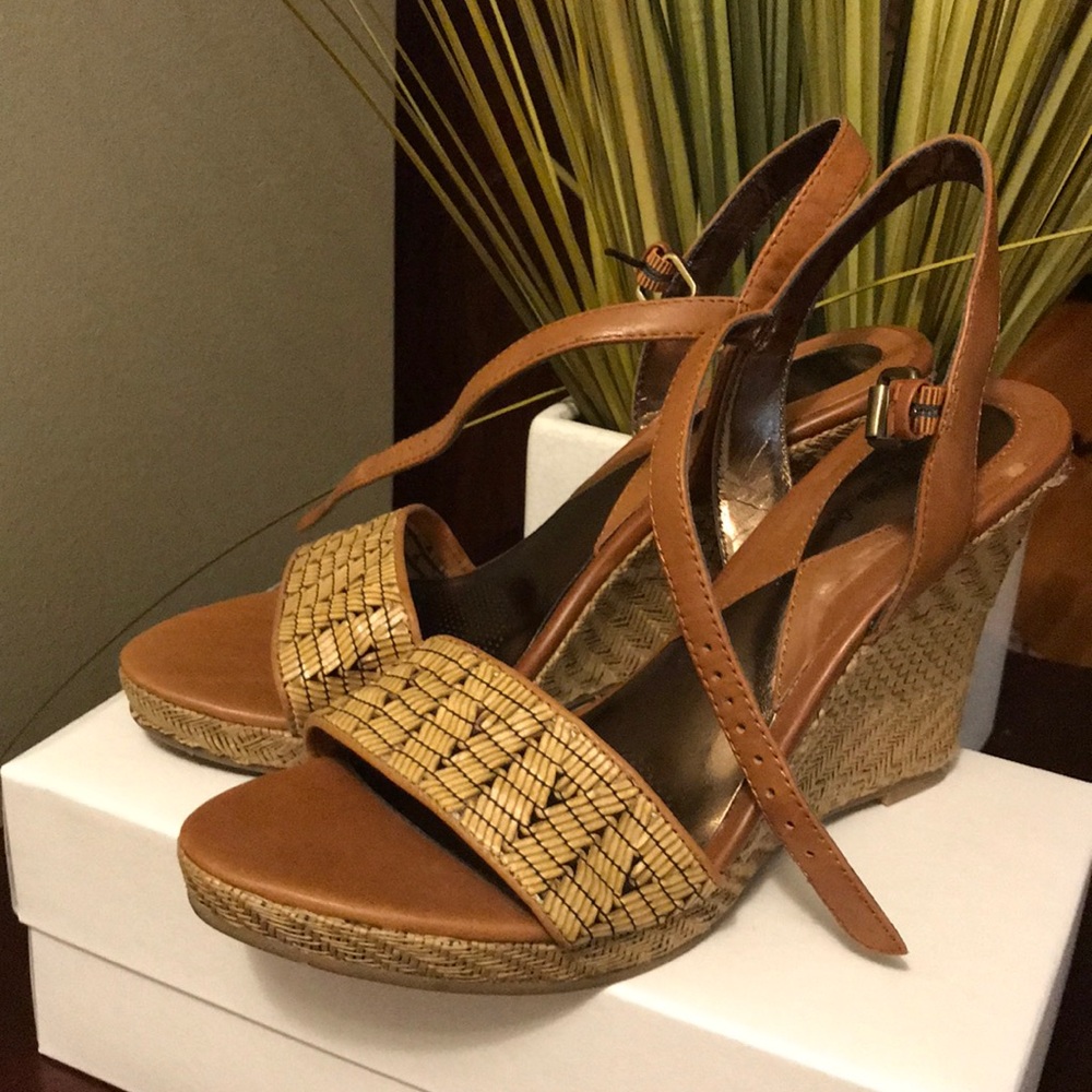 Brand new Ciao Bella Wedges!
